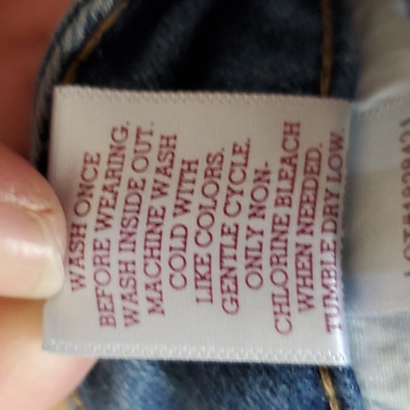 Faded Glory distressed stretchy shorts - Picture 5 of 6